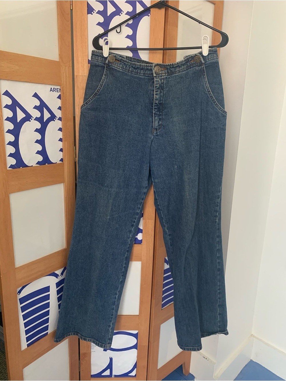 TravelSmith Women's Straight-Leg Dark Blue Denim Jeans